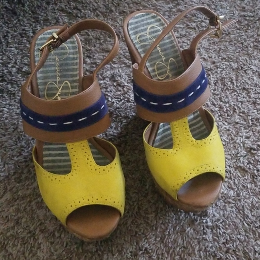 Fun Wedges! Jessica Simpson